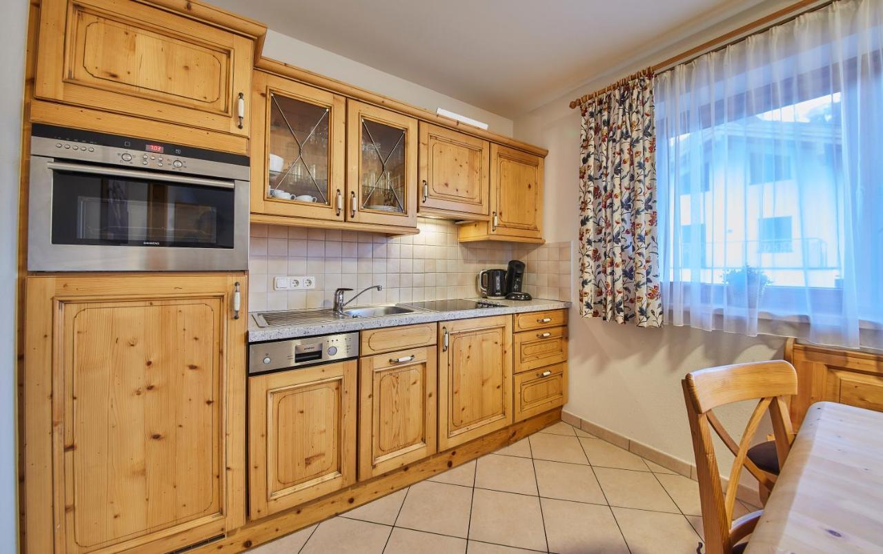 Appartements Hollandia ザールバッハ・ヒンターグレム エクステリア 写真