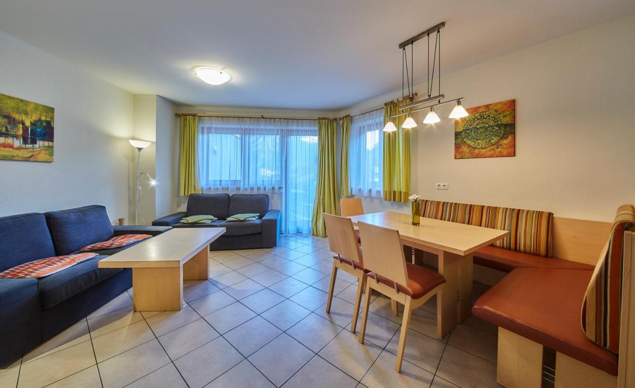Appartements Hollandia ザールバッハ・ヒンターグレム エクステリア 写真