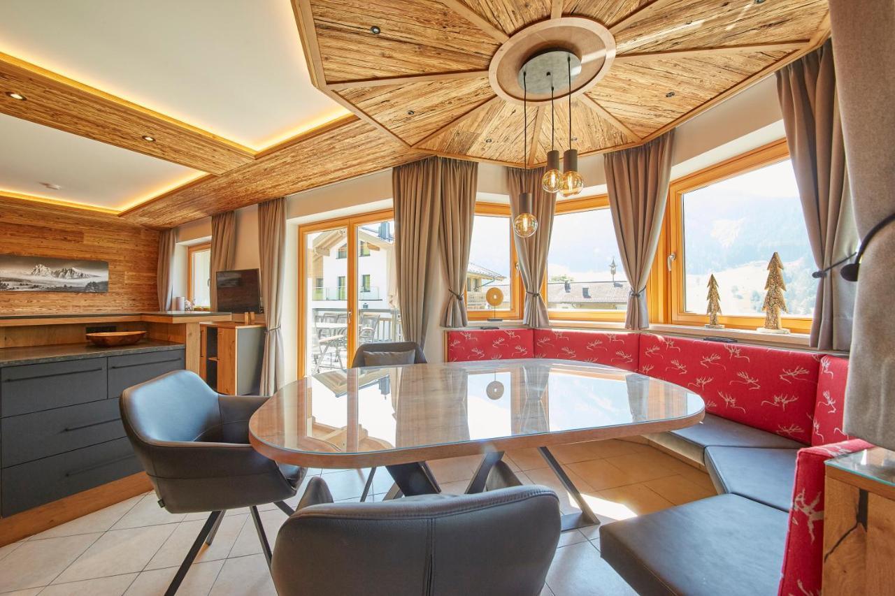 Appartements Hollandia ザールバッハ・ヒンターグレム エクステリア 写真
