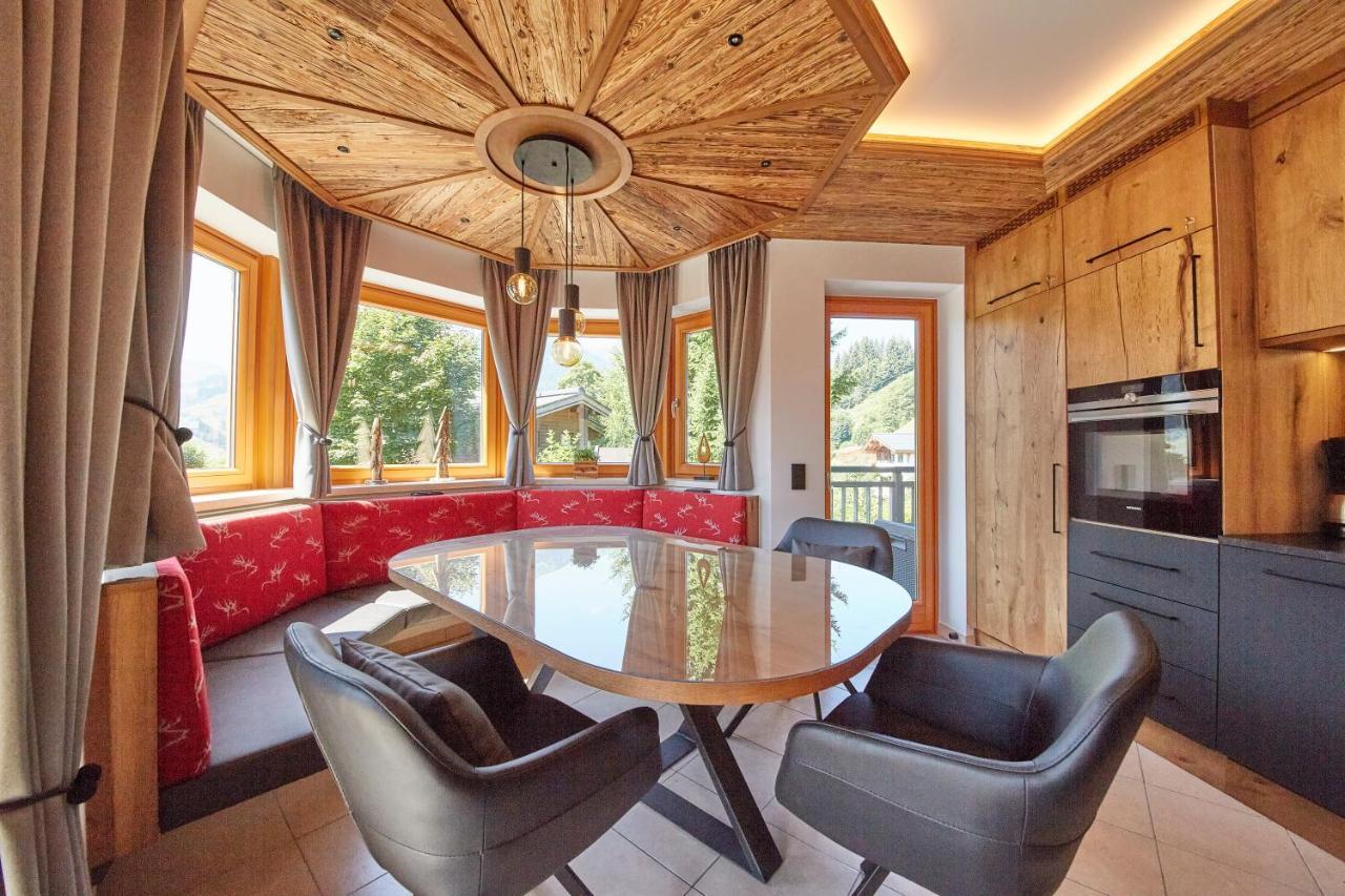 Appartements Hollandia ザールバッハ・ヒンターグレム エクステリア 写真